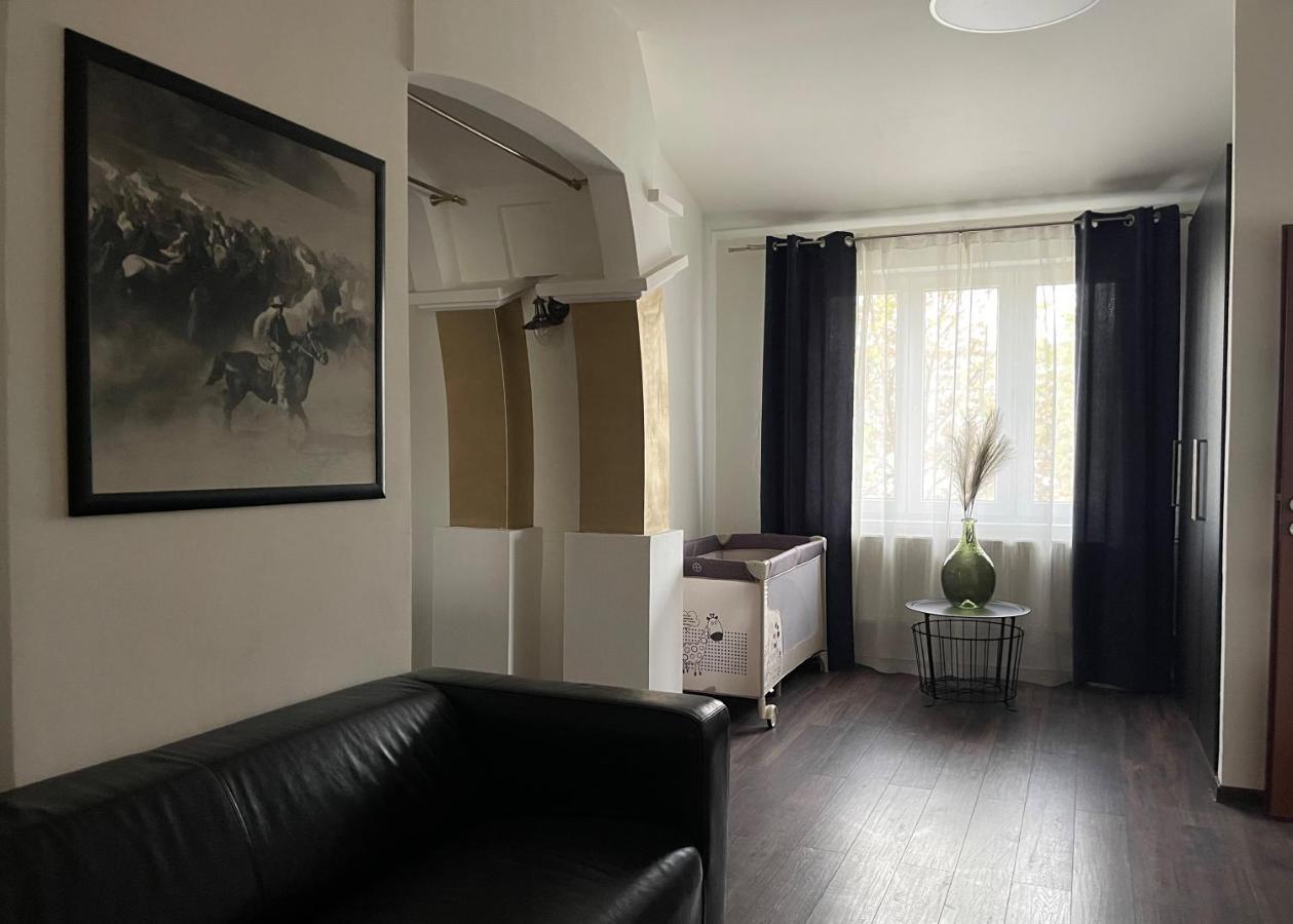Stylove Apartmanky Frydek-Mistek Bagian luar foto